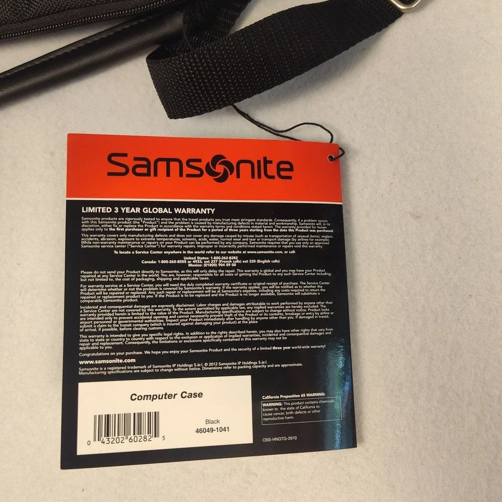 NWT Samsonite Black 13.3